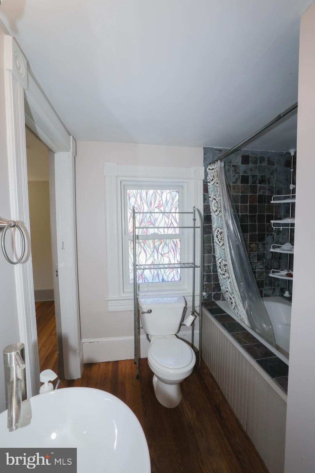 24060 New Mountain Road Aldie, VA 20105 - Photo 10 of 16