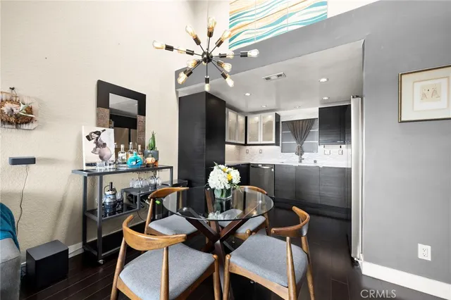 $459,000 | 3401 East Wilton Street, Unit 307, Long Beach, CA 90804