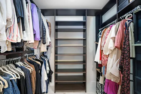 $945,000 | Lauderdale Beach, Fort Lauderdale, FL 33308