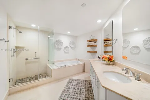 $945,000 | Lauderdale Beach, Fort Lauderdale, FL 33308