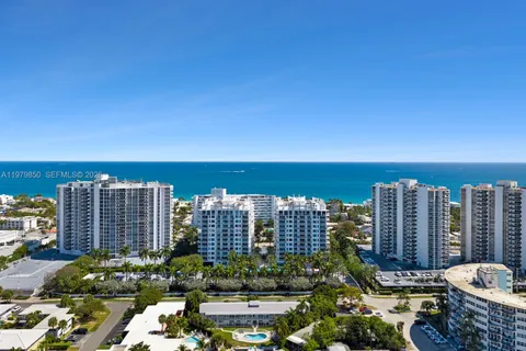 $945,000 | Lauderdale Beach, Fort Lauderdale, FL 33308