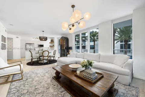 $945,000 | Lauderdale Beach, Fort Lauderdale, FL 33308