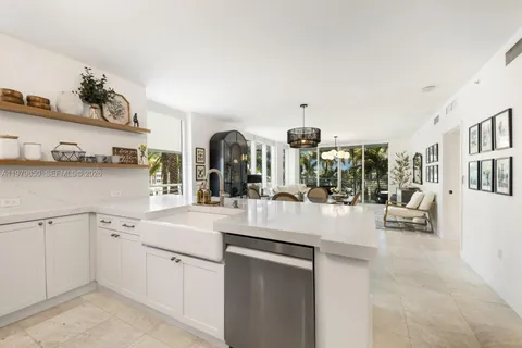 $945,000 | Lauderdale Beach, Fort Lauderdale, FL 33308