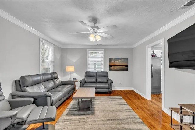 $2,500 | 404 East 66th Street, Savannah, GA 31405