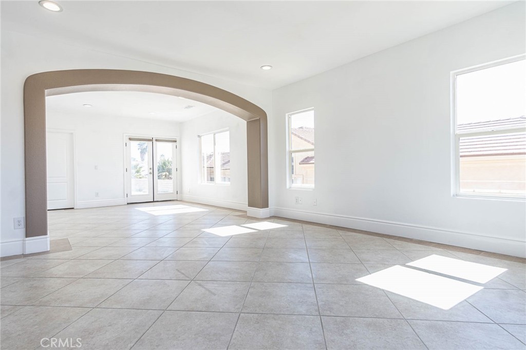 16245 Ridge View Drive Apple Valley, CA 92307 - Photo 13 of 75