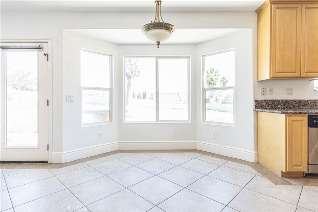 16245 Ridge View Drive Apple Valley, CA 92307 - Photo 37 of 75