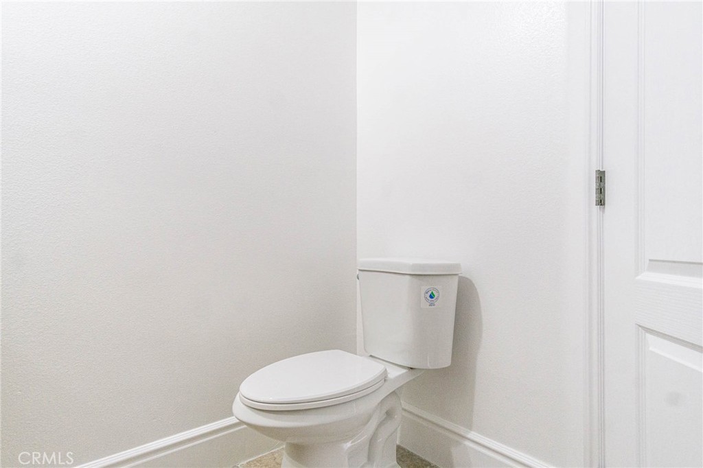 16245 Ridge View Drive Apple Valley, CA 92307 - Photo 6 of 75