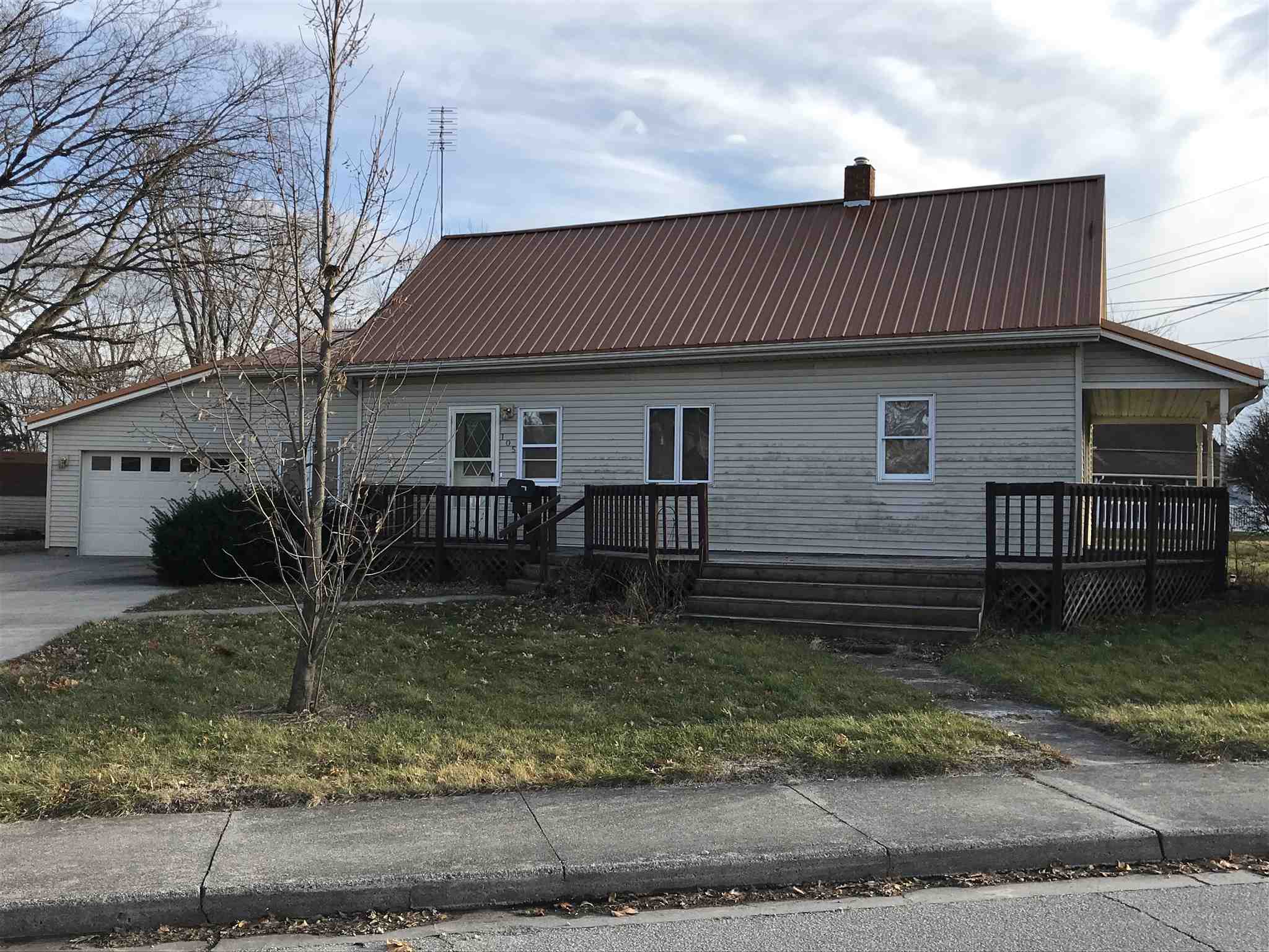 105 West Oak Street Decatur, IN 46733 - Photo 1 of 12