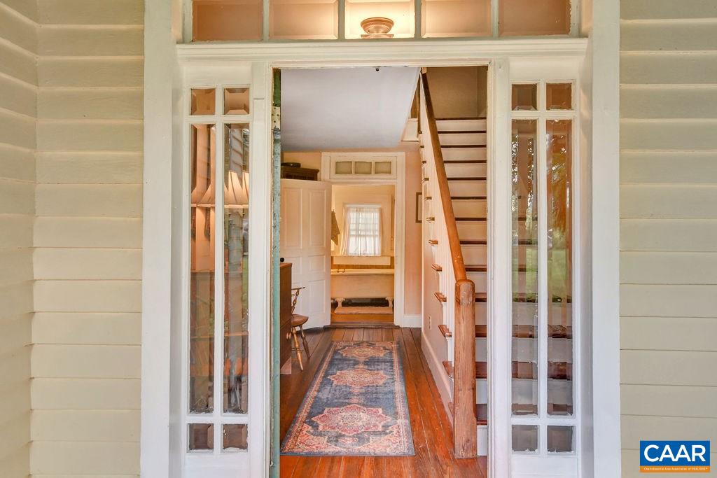 674 Octonia Road Stanardsville, VA 22973 - Photo 6 of 38 a view of a balcony