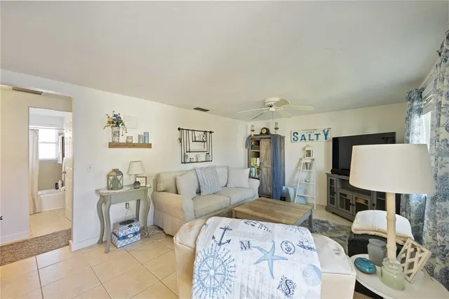$699,000 | 2904 Avenue B, Unit A & B, Holmes Beach, FL 34217