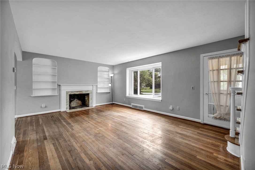 7035 Farview Road Brecksville, OH 44141 - Photo 4 of 41