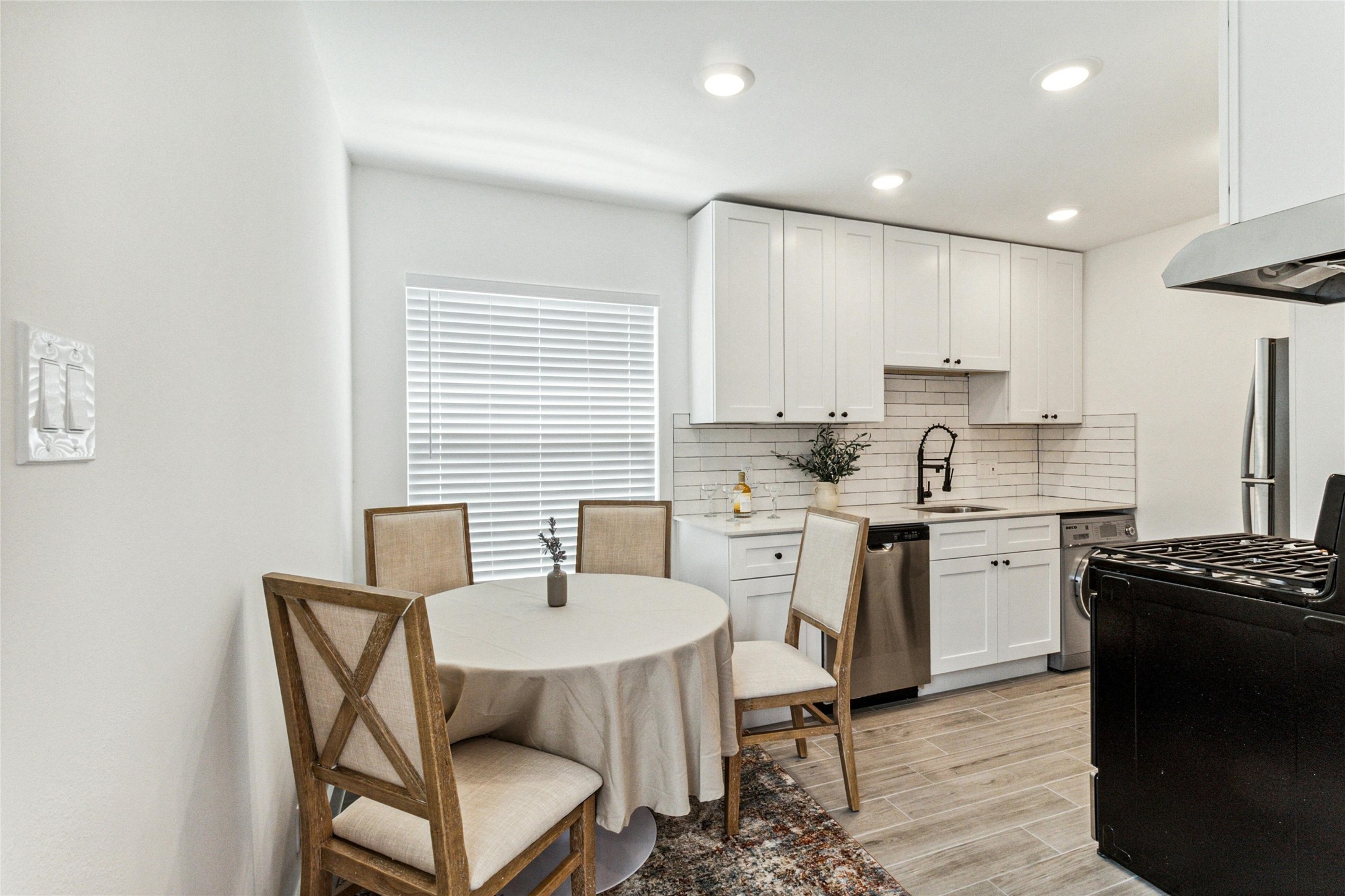 1200 East 52nd Street, Unit 210 Austin, TX 78723 - Photo 5 of 12