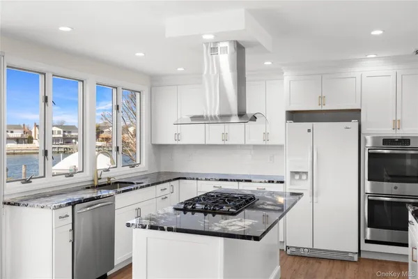 $1,500,000 | 3146 Lee Place, Bellmore, NY 11710
