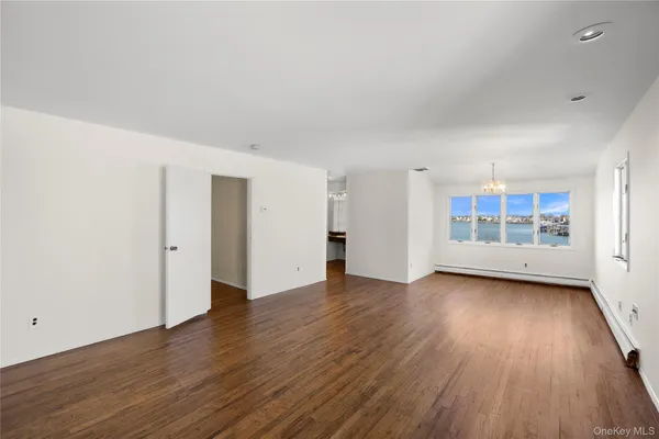 $1,500,000 | 3146 Lee Place, Bellmore, NY 11710