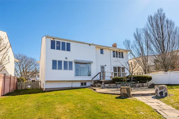$1,500,000 | 3146 Lee Place, Bellmore, NY 11710