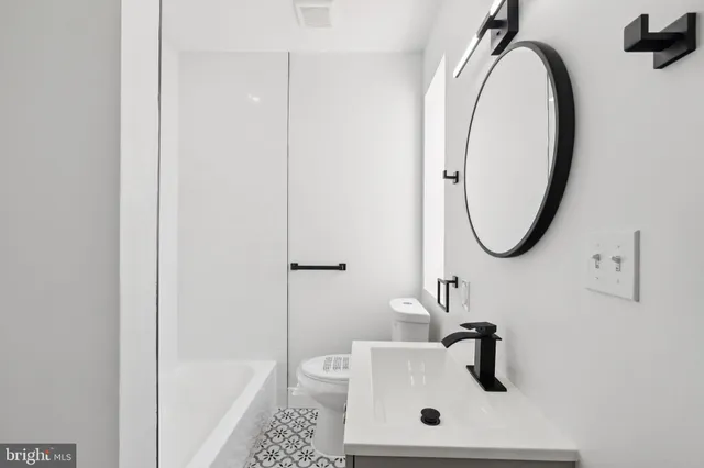 $1,475 | 1628 West Loudon Street, Philadelphia, PA 19141