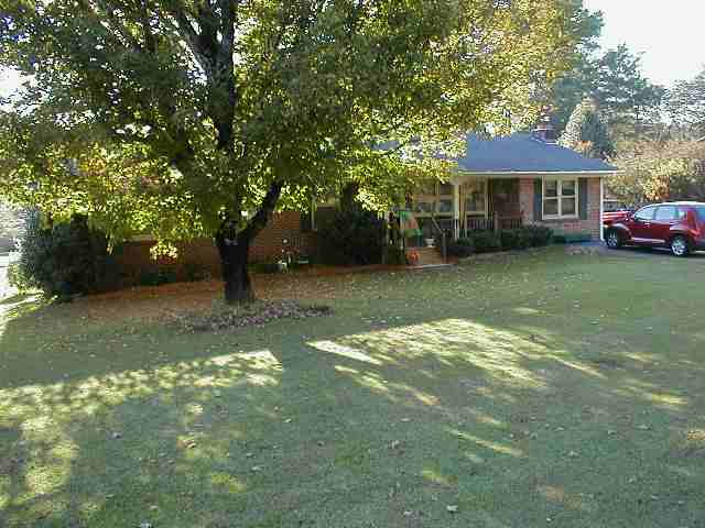 305 Playground Road Walhalla, SC 29691 - Photo 1 of 1 Gallery Image 1