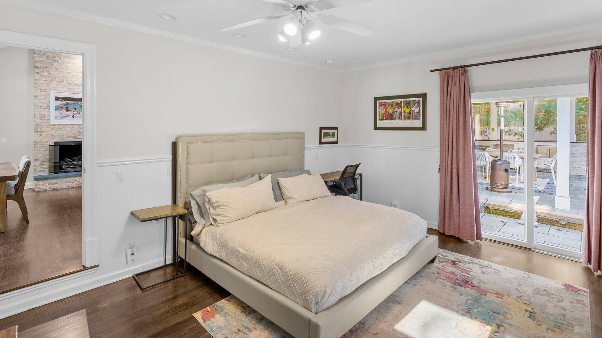 541 Wainscott NW Road Wainscott, NY 11937 - Photo 7 of 14 a large bed sitting in a bedroom next to a window