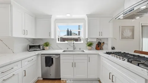 $1,199,000 | 25006 Bani Avenue, Lomita, CA 90717