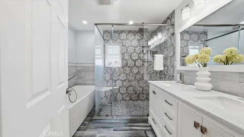 $1,199,000 | 25006 Bani Avenue, Lomita, CA 90717