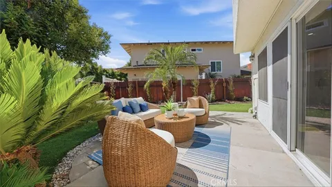 $1,199,000 | 25006 Bani Avenue, Lomita, CA 90717