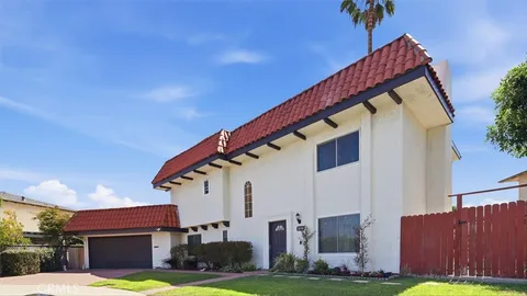 $1,199,000 | 25006 Bani Avenue, Lomita, CA 90717