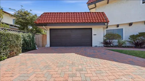 $1,199,000 | 25006 Bani Avenue, Lomita, CA 90717