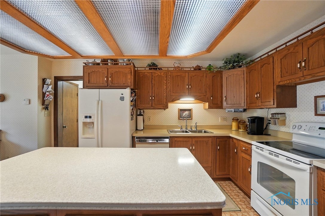 10464 Five Point Road Perrysburg, OH 43551 - Photo 23 of 48 Gallery Image 23