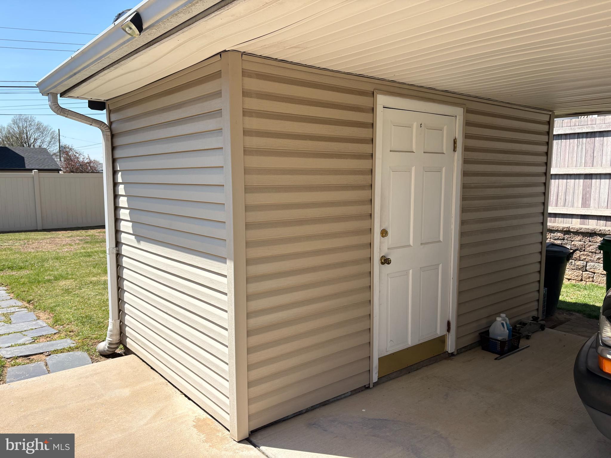 29 Gridiron Road Levittown, PA 19057 - Photo 4 of 12