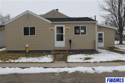 407 West Oak Street Butler, IN 46721 - Photo 1 of 20