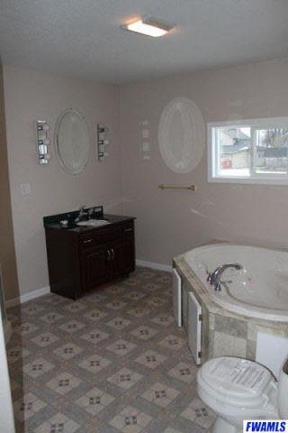 407 West Oak Street Butler, IN 46721 - Photo 20 of 20