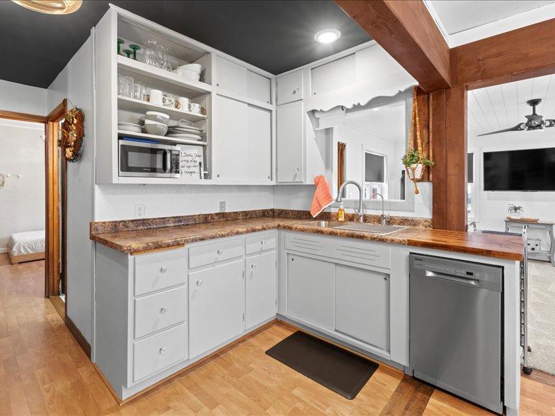 309 4th Street South Delano, MN 55328 - Photo 5 of 21