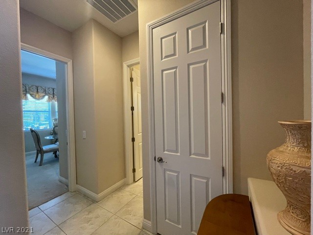69 Einstein Ridge Way Las Vegas, NV 89183 - Photo 6 of 50 Gallery Image 6