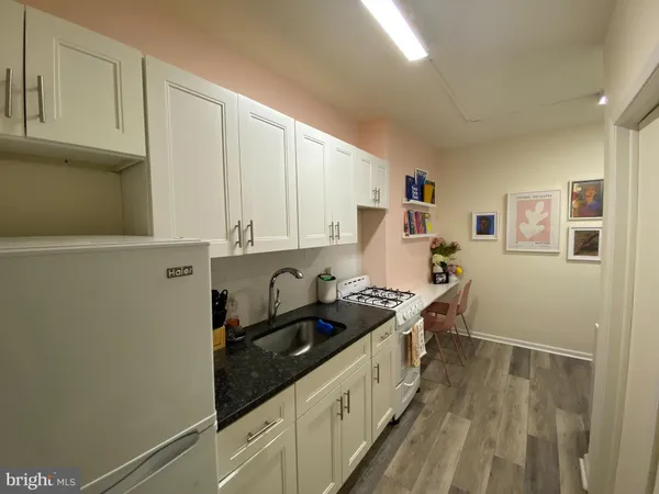 $1,200 | 1735 Bainbridge Street, Unit 1R, Philadelphia, PA 19146