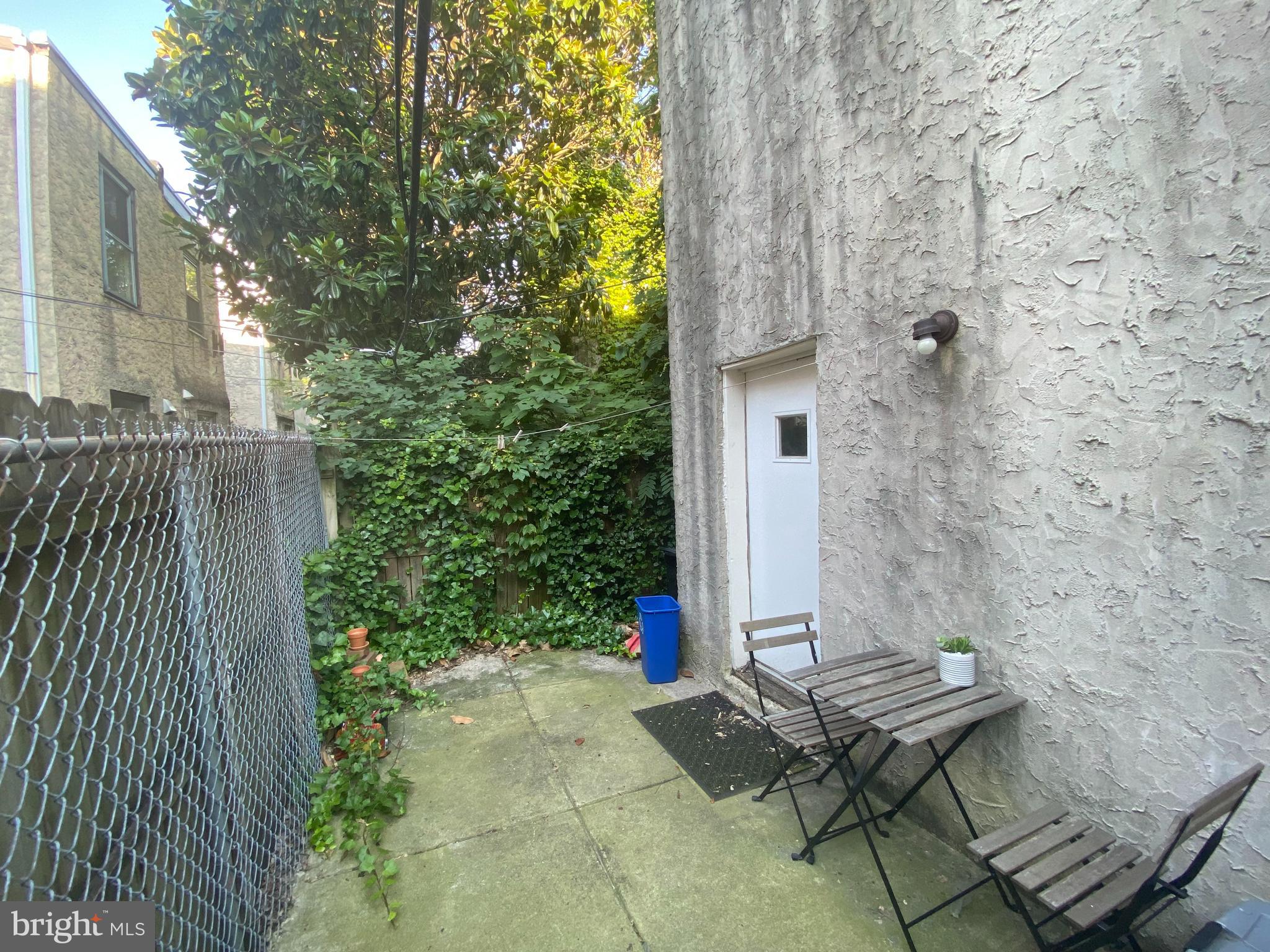 1735 Bainbridge Street, Unit 1R Philadelphia, PA 19146 - Photo 8 of 9