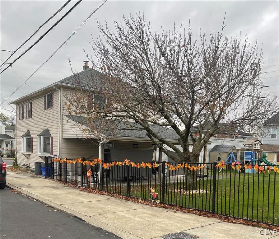 156 Spring Street Nazareth, PA 18064 - Photo 17 of 27 156 Spring Street