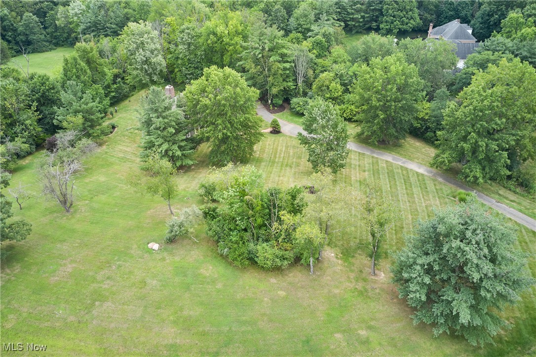 2930 Roundhill Road Akron, OH 44333 - Photo 29 of 34