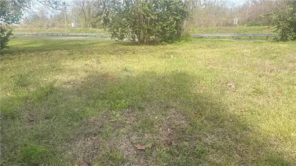 $6,000 | 2108 Mill Street, Alexandria, LA 71301