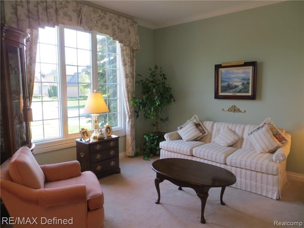 1069 Bloomview Circle Rochester, MI 48307 - Photo 14 of 25