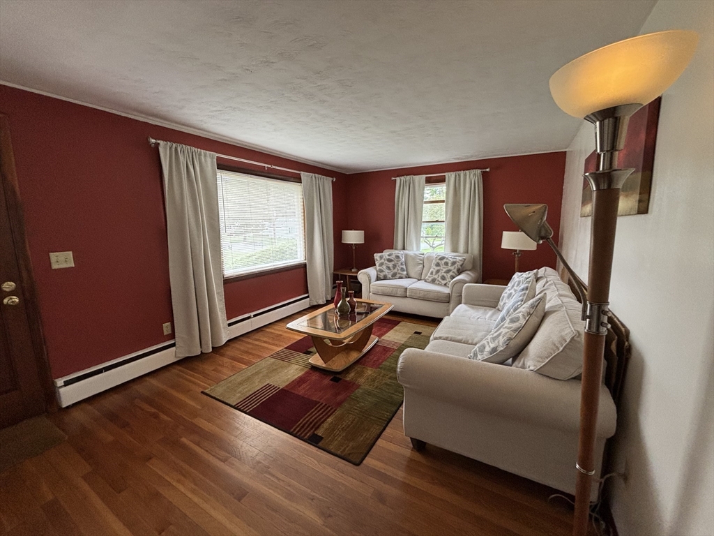 141 Cooper Street Springfield, MA 01108 - Photo 7 of 33