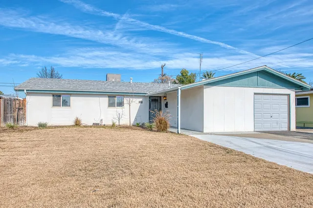 $349,000 | 105 Rall Avenue, Clovis, CA 93612