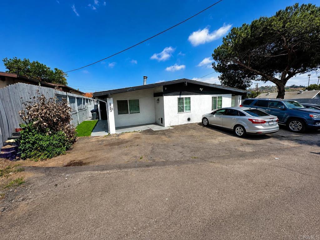 2723 Tish Court Spring Valley, CA 91977 - Photo 3 of 51