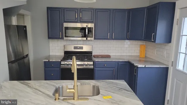 $325,000 | 1101 Wilson Drive, Havertown, PA 19083