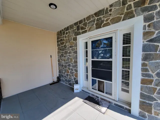 $325,000 | 1101 Wilson Drive, Havertown, PA 19083