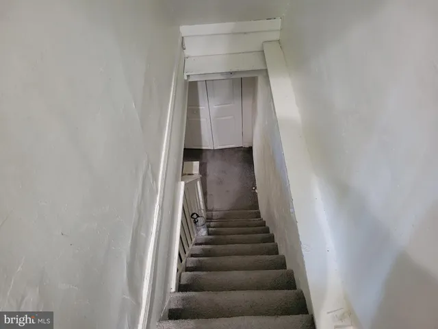 $325,000 | 1101 Wilson Drive, Havertown, PA 19083