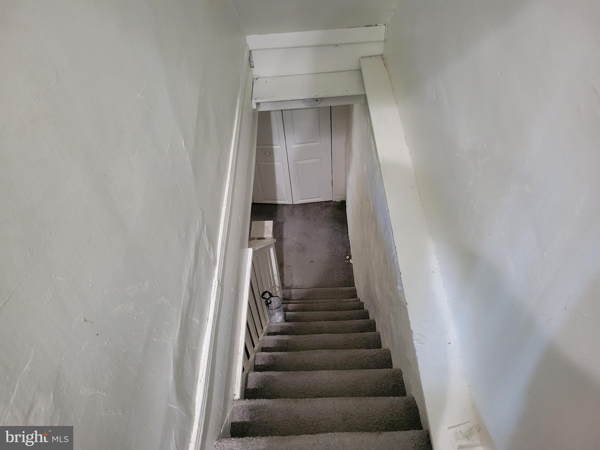 1101 Wilson Drive Havertown, PA 19083 - Photo 6 of 26 a view of entryway