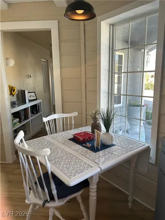 $2,800 | 6889 Beverly Glen Avenue, Unit B, Las Vegas, NV 89110