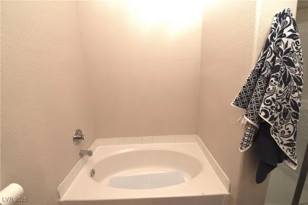 $2,800 | 6889 Beverly Glen Avenue, Unit B, Las Vegas, NV 89110