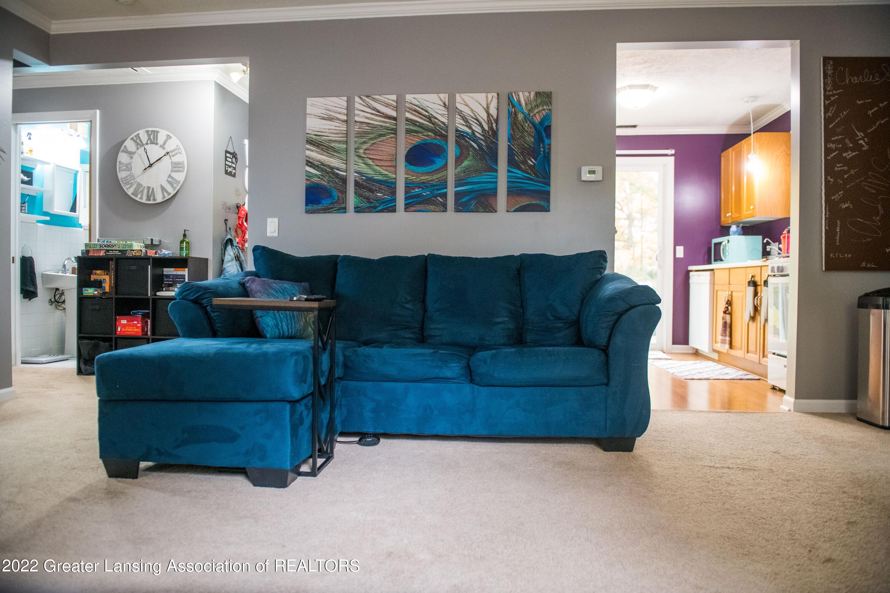 4558 Van Atta Road Okemos, MI 48864 - Photo 5 of 17 Living Rm