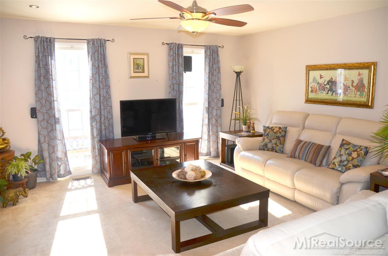 1455 Lantern Lane Rochester Hills, MI 48306 - Photo 11 of 27